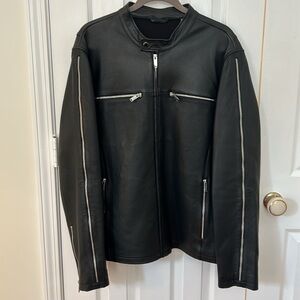 Men’s Karl Lagerfeld Genuine Leather Racer Jacket. Sz XL. Perfect condition! 🩶